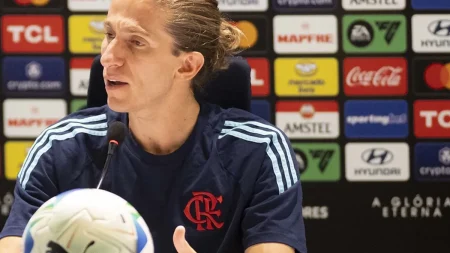 filipe lu s elogia dupla do flamengo e enaltece trabalho t tico cora o do time e233efb7