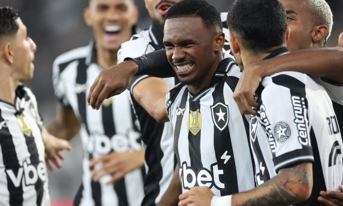 Bahia x Botafogo hoje às 17h30 na Fonte Nova
