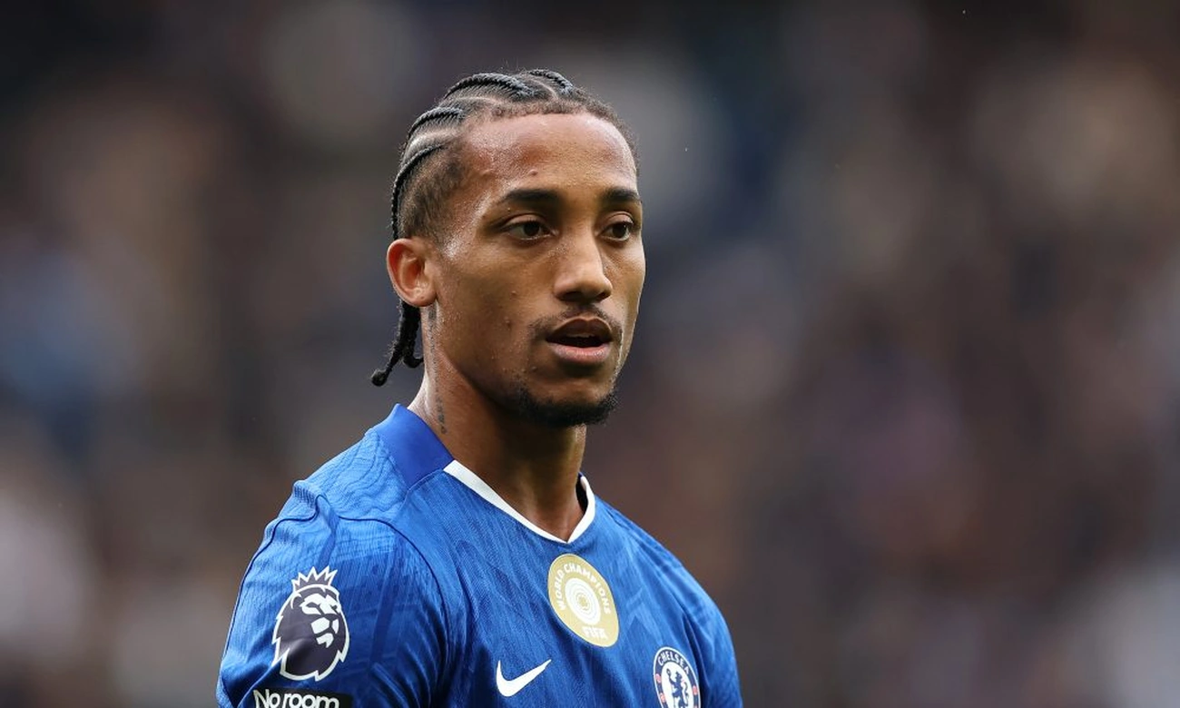 Chelsea define posição firme sobre João Pedro e descarta negociação