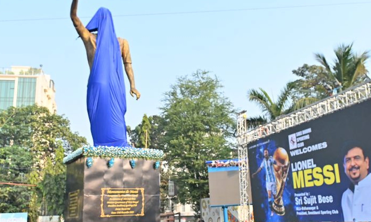 Estátua gigante de Messi é removida agora na Índia, entenda o motivo