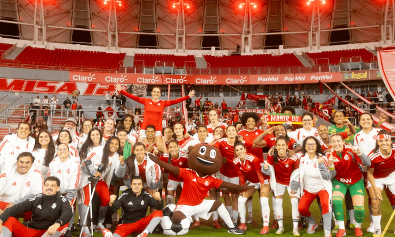 Gurias Coloradas do Internacional marcam História ao Eliminar o Grêmio da Copa do Brasil com Golpes de Penalidade e R$100mil