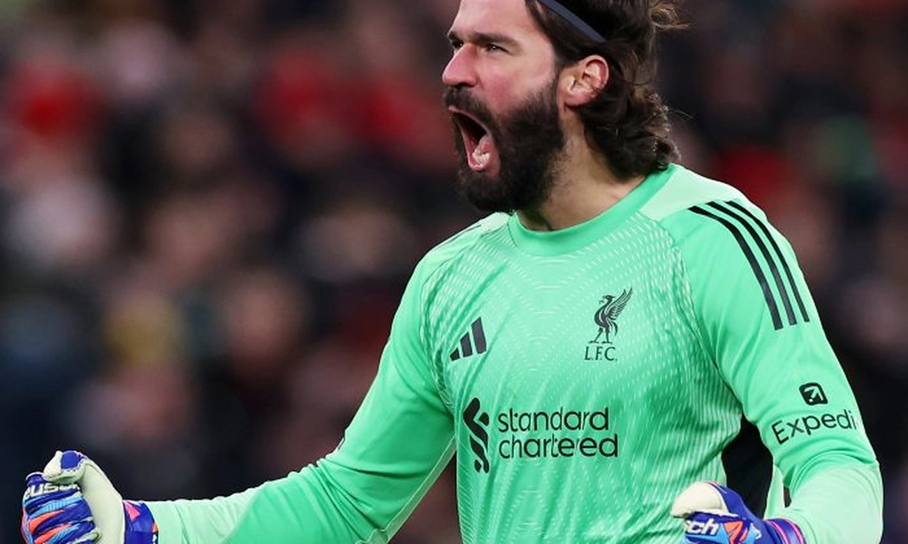 Liverpool decide manter Alisson agora, veja o futuro do goleiro hoje