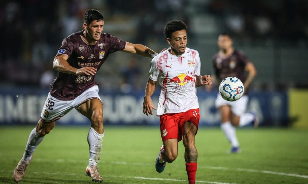 Red Bull Bragantino joga hoje para vaga na Sudamericana